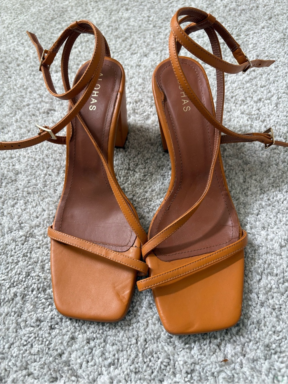 Alohas Tan Strappy Square-Toe Block Heel Sandals